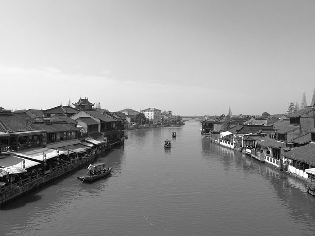 zhujiajiao-ge7fb0ea93_640.jpg